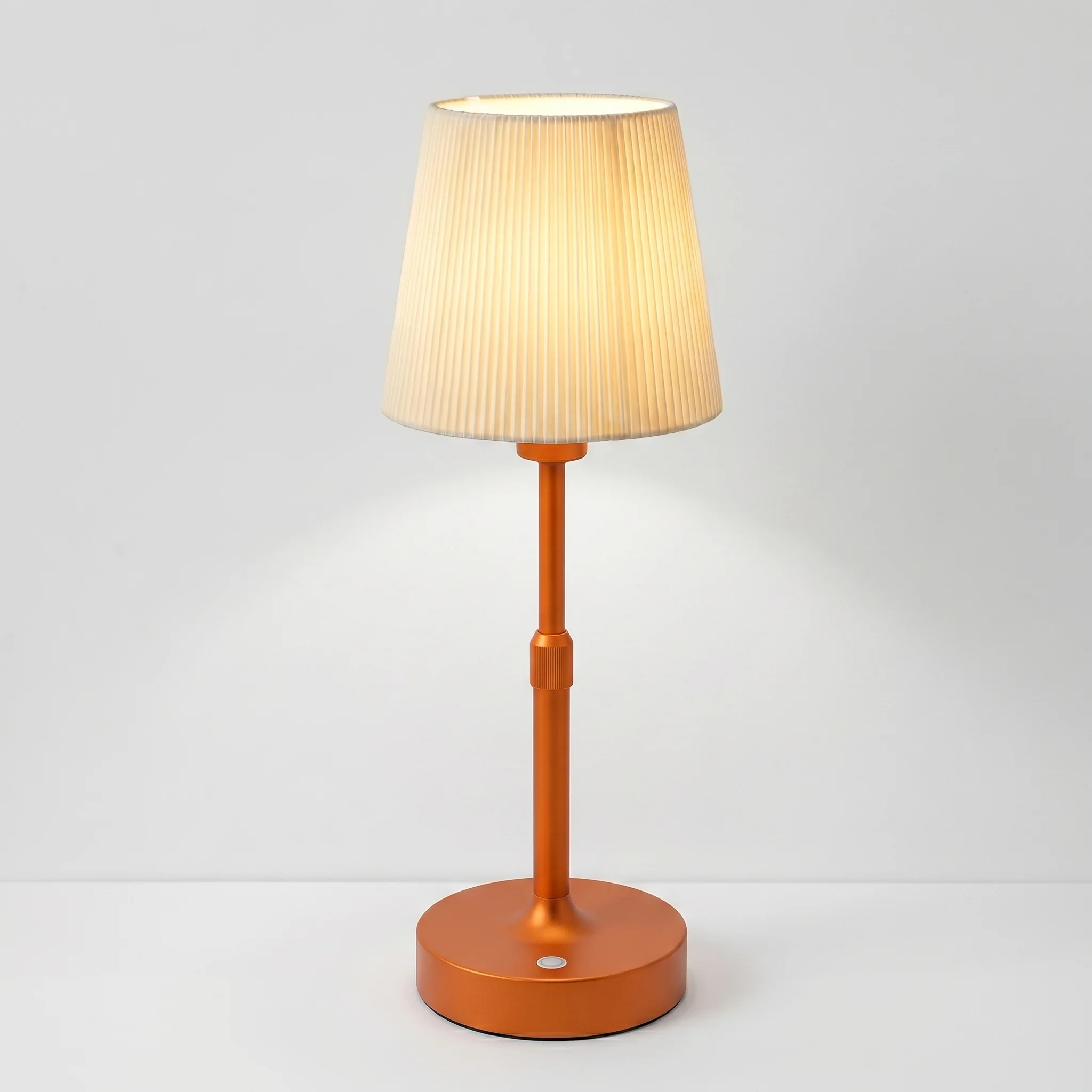 Luminária de Mesa Moderna Metal Tecido LED Dean - Image 3