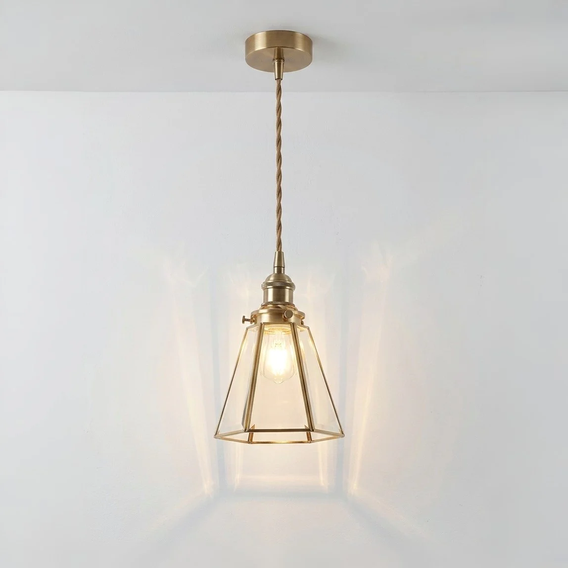 OUTLET: De até R$ 1999